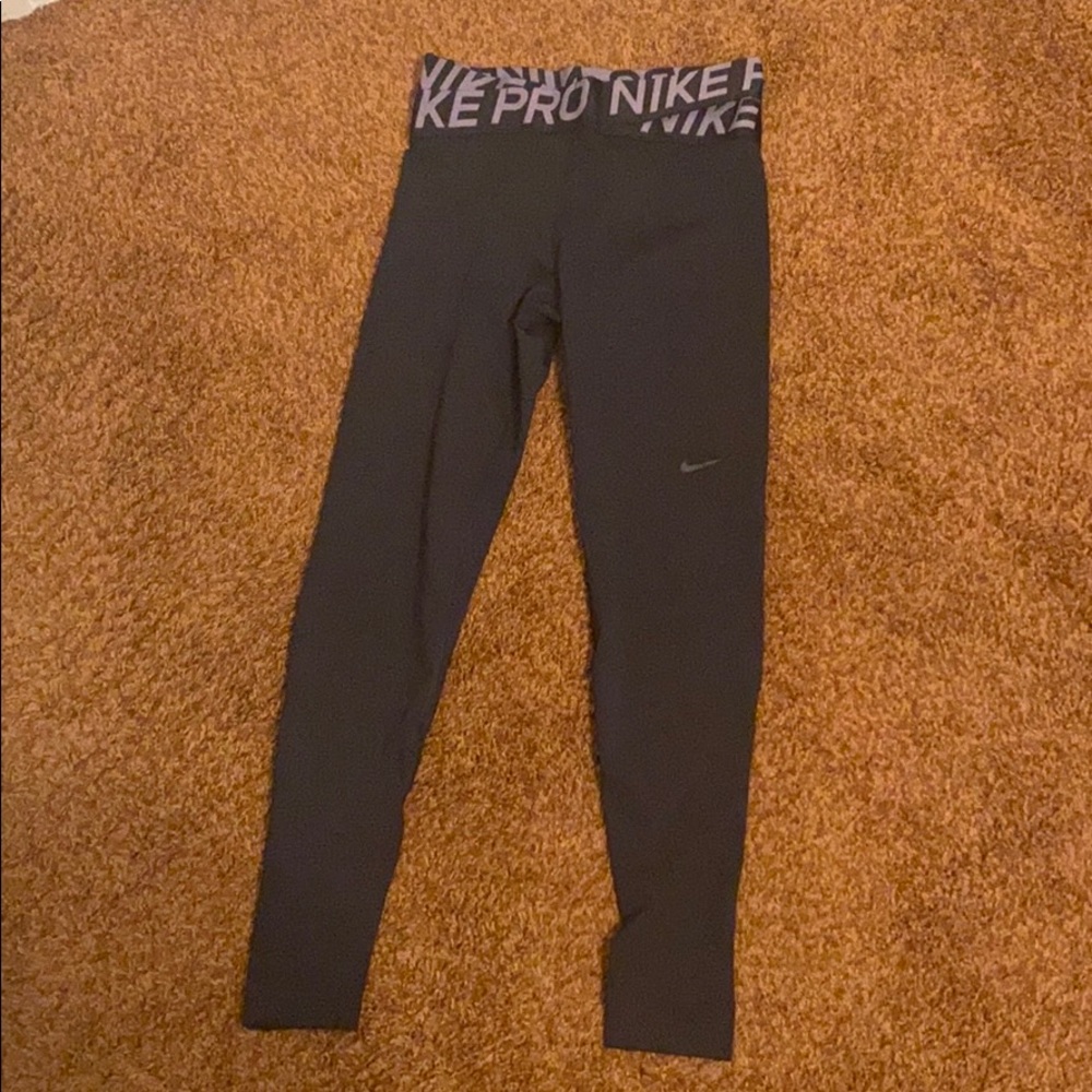 Nike leggings